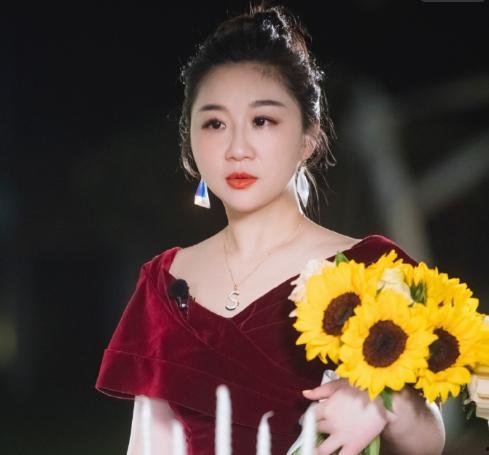 傅首尔吃瓜视频,揭秘娱乐圈幕后真相 傅首尔吃瓜视频,揭秘娱乐圈幕后真相