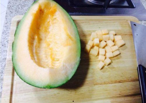 糖糖吃哈密瓜视频,哈密瓜美味时光 糖糖吃哈密瓜视频,哈密瓜美味时光