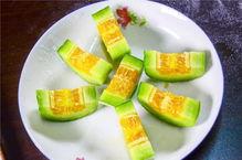 羊吃蜜瓜的视频,羊吃蜜瓜的温馨瞬间